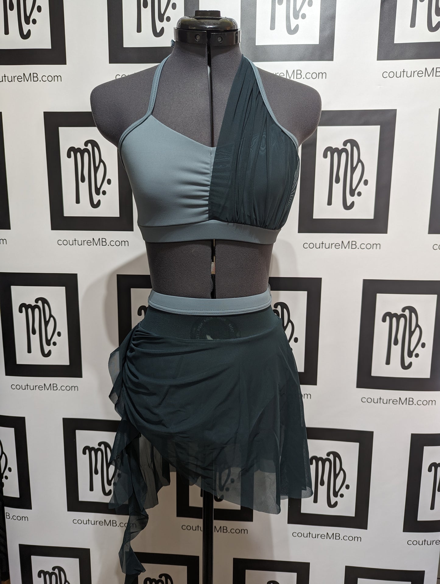 Green mossy green turquoise dark green two 2-piece with skirt & overlay MB 24 (adult small / xsmall)